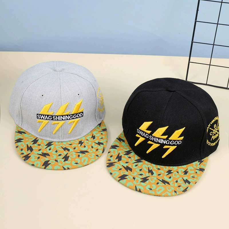 Fashionable Trendy Embroidered - Snapback Hat Flat 评论和价格